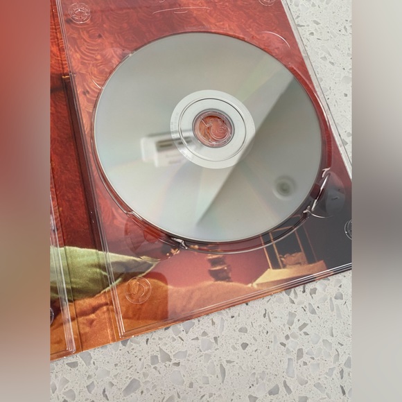 ‘Amelie’ DVD boxed set (2) - Picture 5 of 7